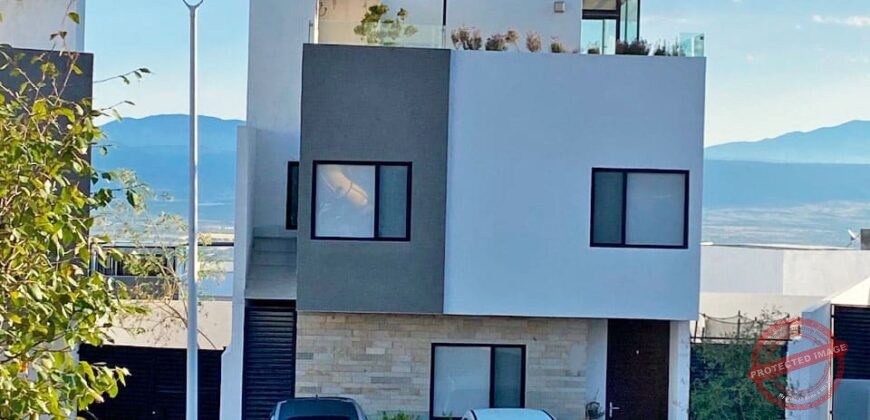 Venta de Casa en Zibata Qro
