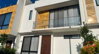 Casa amueblada en renta en Zibatá de 4 recámaras