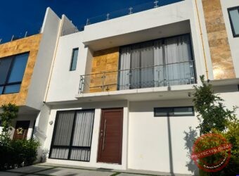 Casa amueblada en renta en Zibatá de 4 recámaras